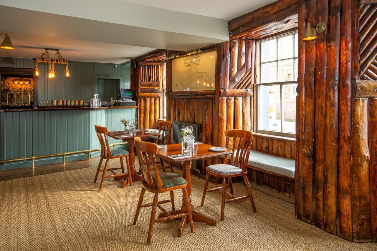 The Crusoe Hotel Лоуър Ларго Екстериор снимка