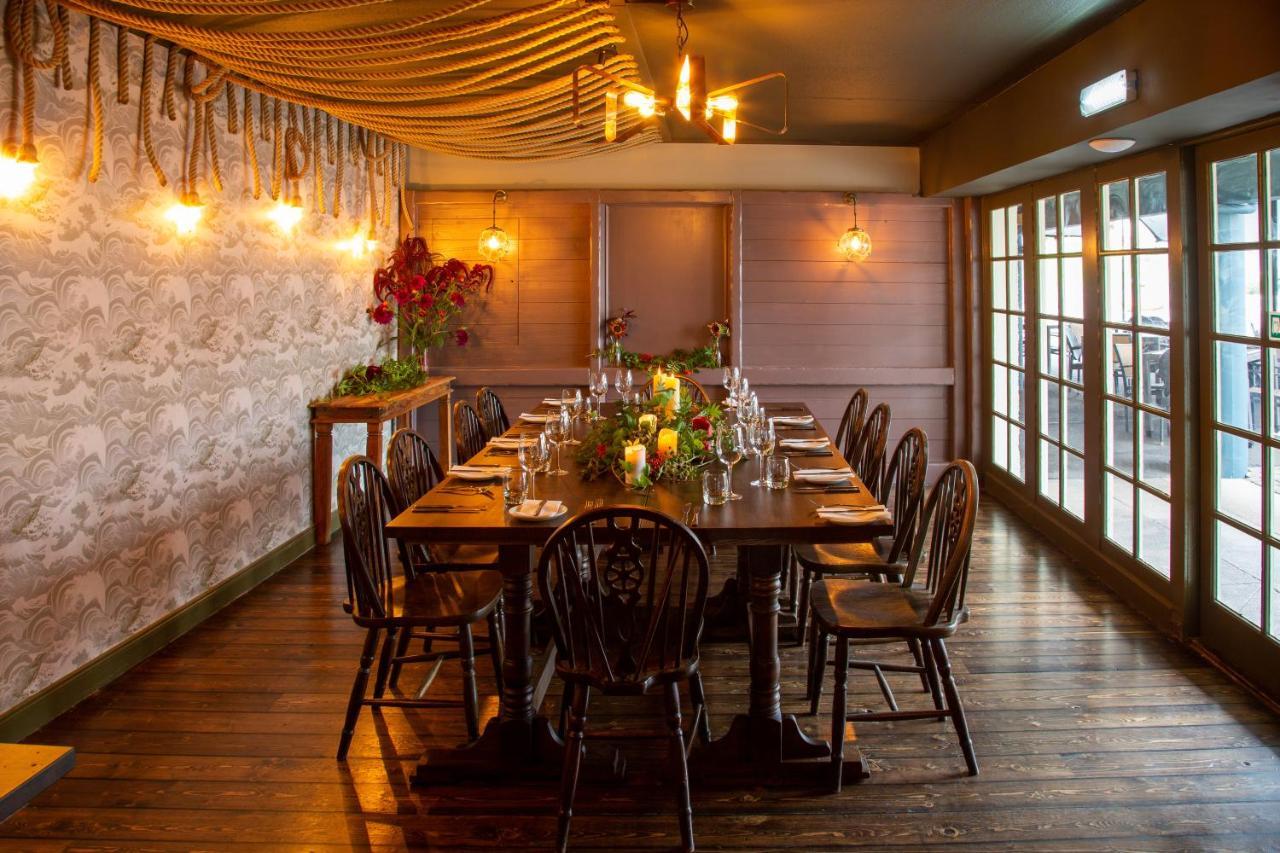 The Crusoe Hotel Лоуър Ларго Екстериор снимка